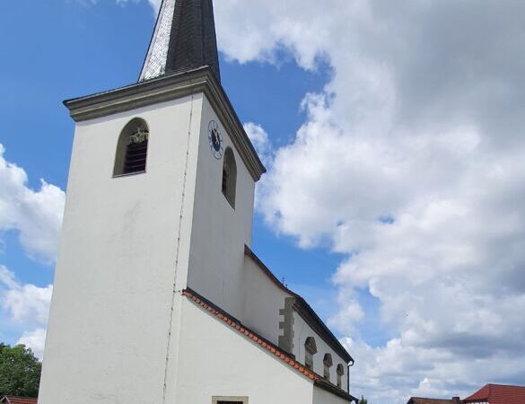 Startschuss für die Umgestaltung des Reichmannshäuser Kirchenumfelds