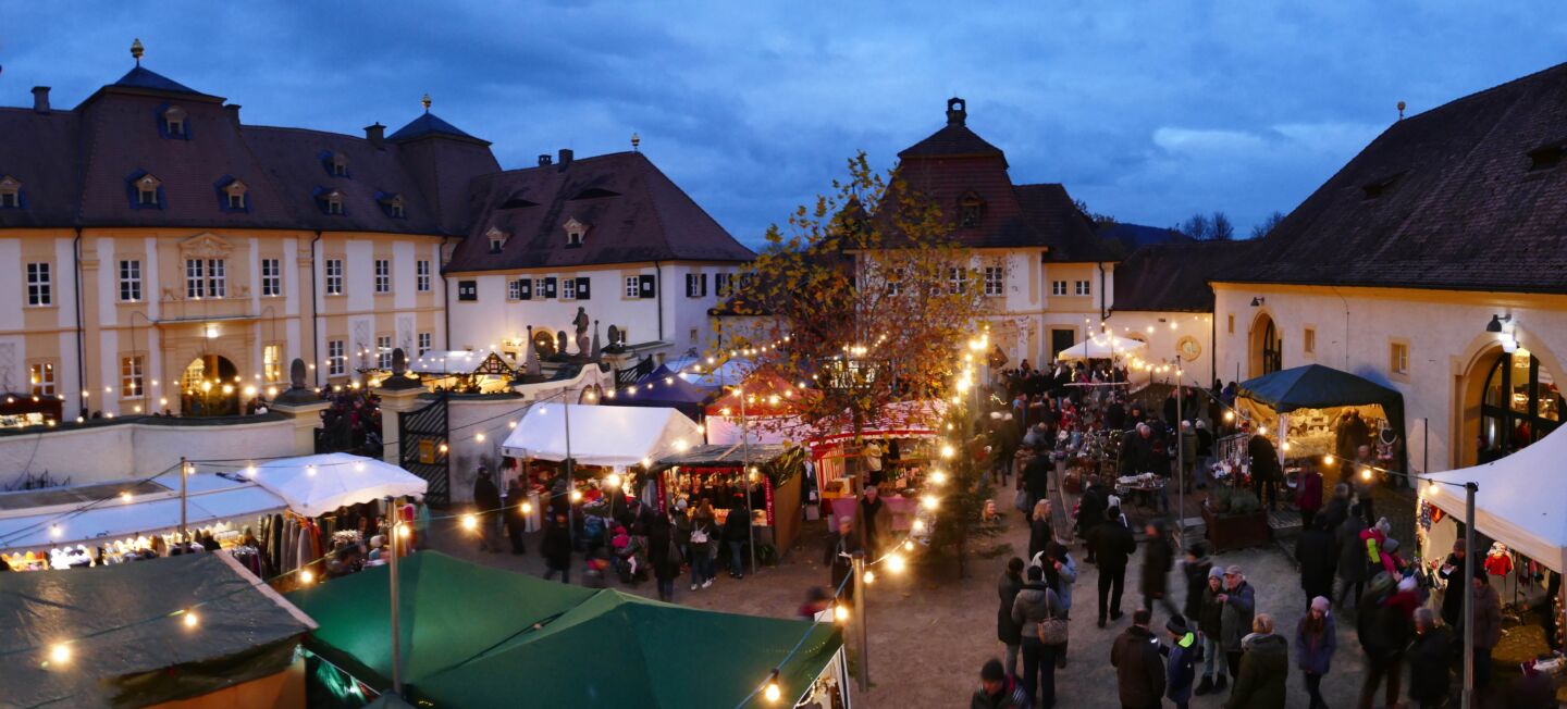 Weihnachtsmarkt im Schloss Oberschwappach