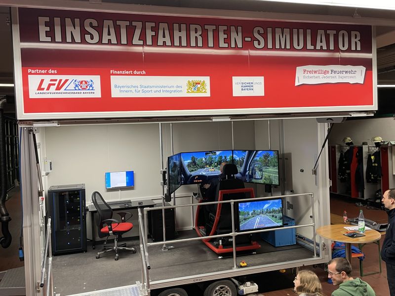 Feuerwehr Schweinfurt trainiert im neuen Simulator