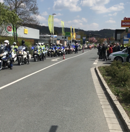 Tausende Biker brechen zur Motorradsternfahrt nach Kulmbach auf