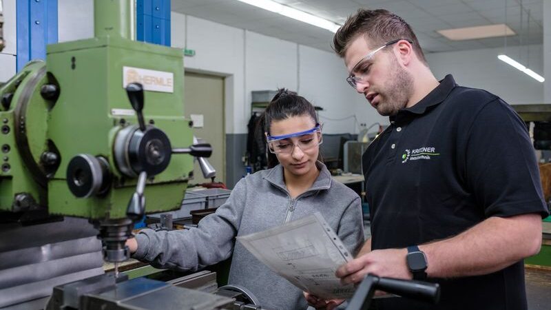 Neuer Ausbildungsleiter bei Kritzner Metalltechnik in Schweinfurt