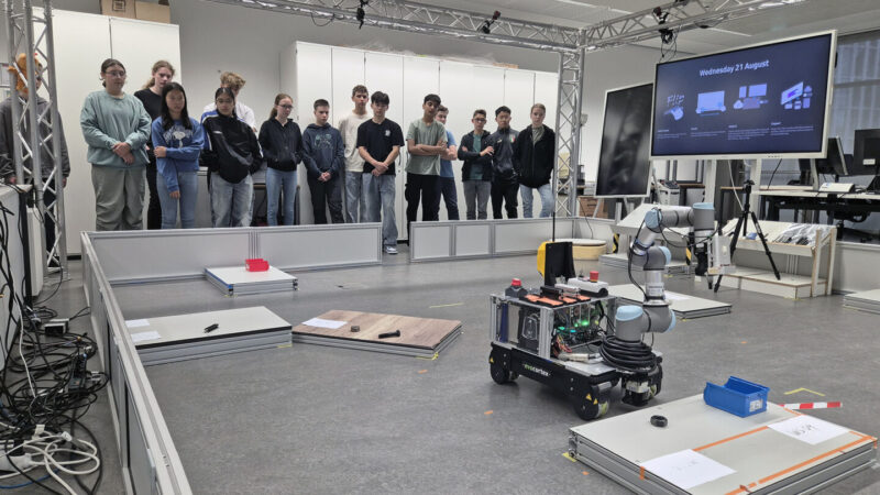 Alexander-von-Humboldt-Gymnasium: Besuch am Robotik-Campus der Technischen Hochschule