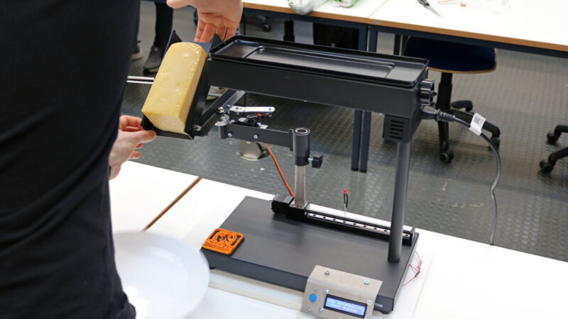 Automatisierter Raclette-Grille: das Einmaleins der Produktentwicklung schon während des Studiums lernen