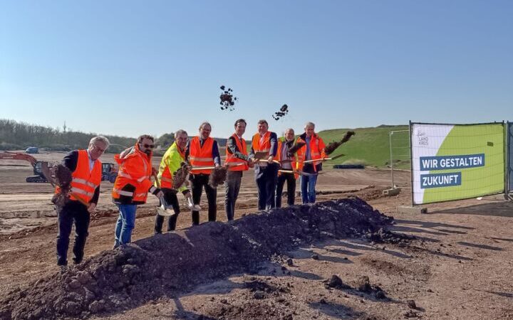 Baubeginn für die neuen Deponieabschnitte am Abfallwirtschaftszentrum Rothmühle