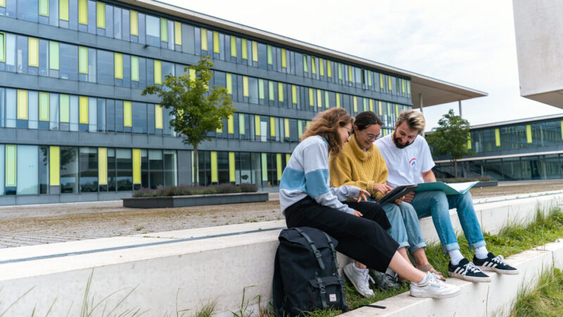 Fünf neue Studiengänge an der THWS: Bewerbungszeitraum für das Wintersemester 2025/26 startet jetzt